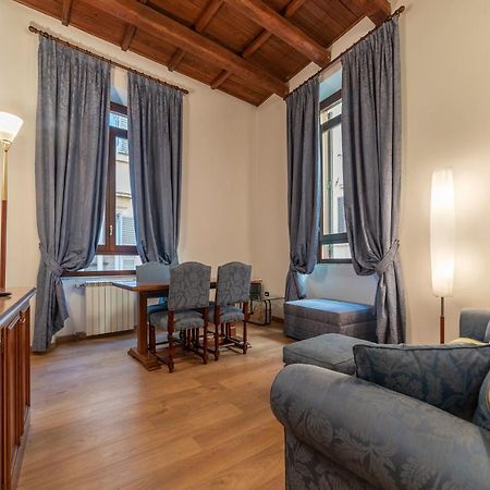Piazza Di Spagna Elegant Apartment Рим Екстер'єр фото